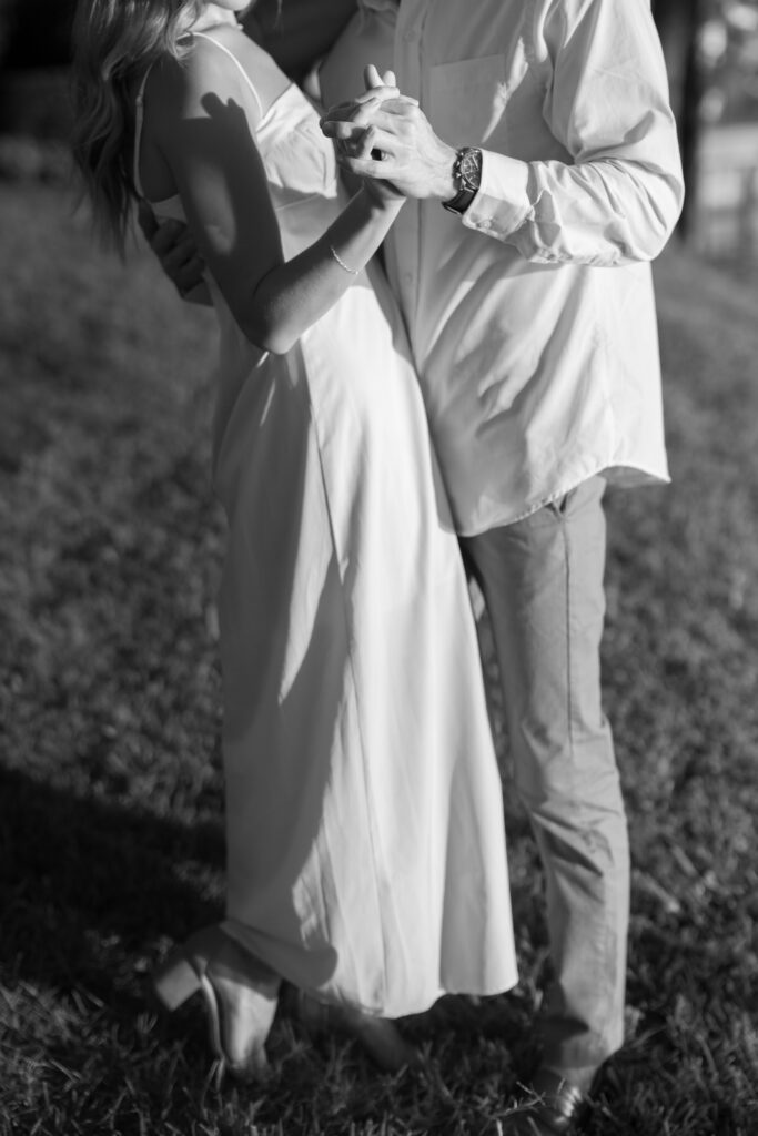 Black and White - Love in the air - Orlando Florida - Alaina René Photography